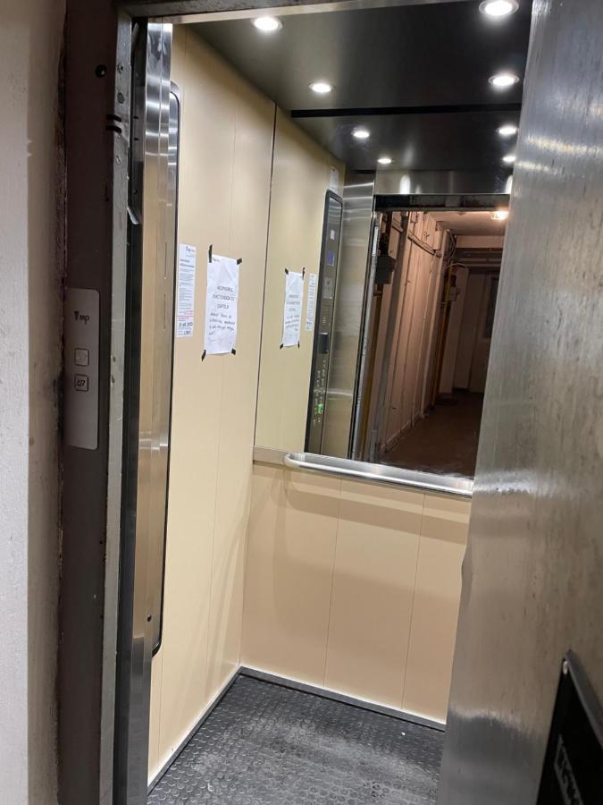 Scandinavian House Apartment Târgu Jiu Екстериор снимка